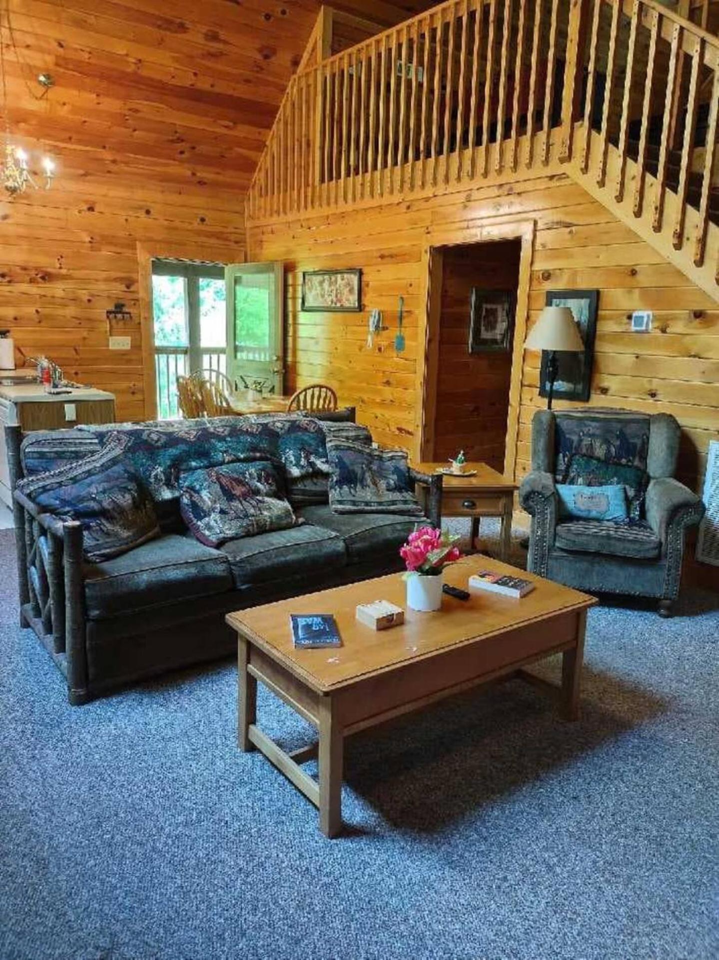 Beautiful 2 Bed Cabin With Hot Tub And Resort Pool Sevierville Ngoại thất bức ảnh